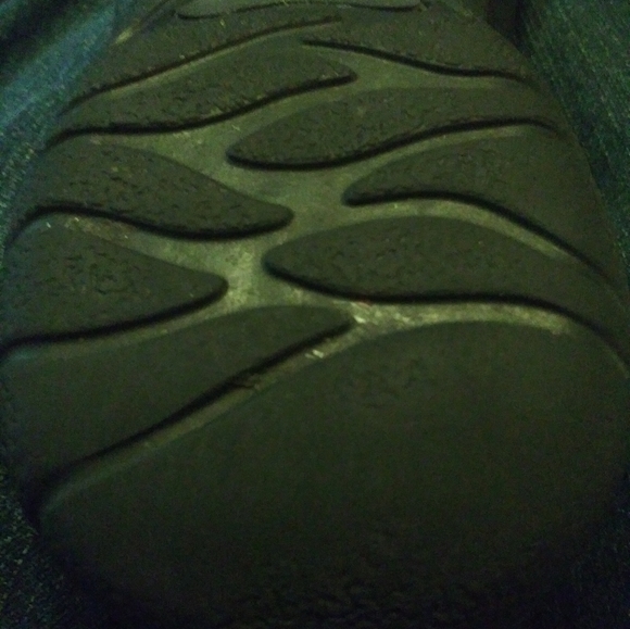 BORN low top lace up leather oxfords - Picture 8 of 10